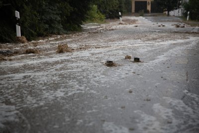 Straßen standen unter Wasser.