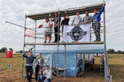 Das Erkundungsteam der Wild Swans Erzgebirge ist am Donnerstag gelandet. Am Samstag, zum 24-Stunden-Simson-Rennen in Vahrholz wird es eine 50-köpfige Truppe sein, die sich auf den gemeinsamen Spaß freut.