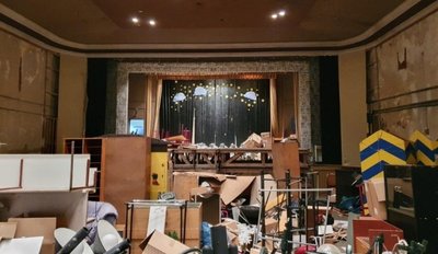 Das alte Kino wird nur als Lagerfläche genutzt. 