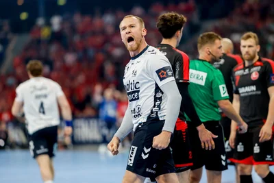 Simon Pytlick bejubelt einen Treffer für Flensburg.