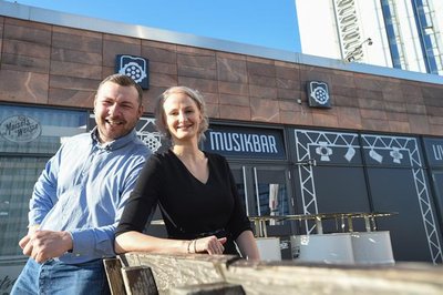 Stephanie und René Drummer die neuen Chefs von Bexstage. 