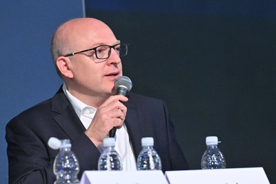 Oberbürgermeister Sven Schulze versicherte, dass es Sicherheitskonzepte für 2025 gebe. Details nannte er nicht, auch, um Polizeitaktiken nicht preiszugeben. "Gehen Sie davon aus, dass das sehr stark im Fokus ist." 