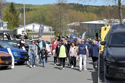 Auf der Automeile präsentierten regionale Händler die aktuellen Fahrzeug-Modelle.