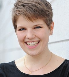 Dr. Solvejg Nitzke - Literaturwissenschaftlerin an derTU Dresden