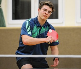 Die Nummer 1 der TSG Sehma: Max Knappe. Sowohl im Einzel als auch im Doppel hat er öfter gewonnen als verloren.