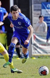 Mit seinem Tor zum 2:1 schoss Yusri Gedari den TSV Crossen ins Pokalfinale. Bereits im Viertelfinale am Donnerstagabend hatte er doppelt getroffen. 