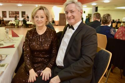 Zu den Stammgästen des Weihnachtsballs gehören Manuela und André Reimer.