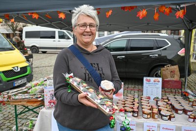 Mandy Liebe aus Penig brachte selbst hergestelltes Gelee in verschiedenen Variationen unter die Leute.