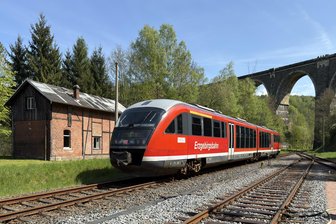 150 Jahre auf Schienen durch das Erzgebirge: Die Flöhatalbahn feiert historisches Jubiläum - Zwischen Hetzdorf und Olbernhau-Grünthal wird am Wochenende das Jubiläum der Flöhatalbahn gefeiert.
