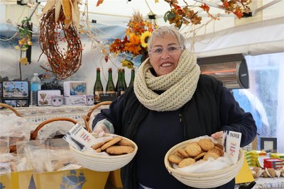 Blanche Franck hat besondere Plätzchen aus der Bretagne mitgebracht.