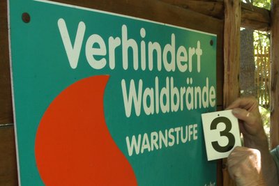 Waldbrandwarnstufe 3 oder sogar 4 erwartet der Deutsche Wetterdienst am Mittwoch für das Erzgebirge.