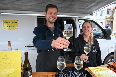 Bei den Winzern Tom Andrä und Carolin Altenburg war vor allem Weißwein und Eis-Cider gefragt.