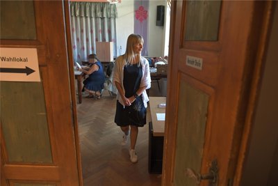 Blick ins Wahllokal 232 im Gasthof Halsbach.