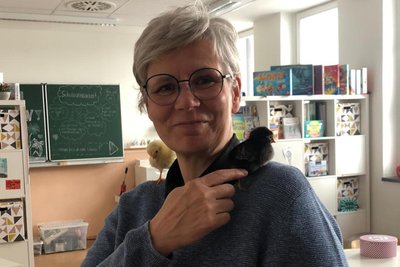 Und das ganze noch einmal von vorn – jetzt mit einem anderen Küken.