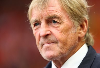 Sir Kenny Dalglish unterzieht sich einer Krebstherapie. (Archivbild)