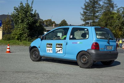 Gleich in zwei Autos nahm Bryan Franz, der eigentlich Rennkommissar ist, am Pöhlbergslalom teil. "Das sind Erfahrungen, die ich so noch nie sammeln durfte", sagte er anschließend.