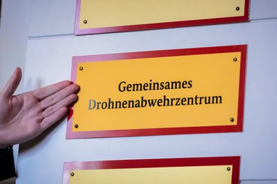 In Berlin ist ein Gemeinsamen Drohnenabwehrzentrums (GDAZ) von Bund und Ländern in der Bundespolizeidirektion 11 eröffnet worden.