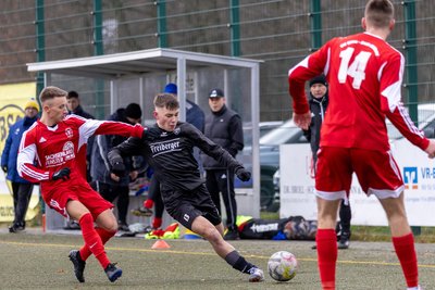 Youngster Karl Herrmann (M.) durfte beim jüngsten 2:1-Heimsieg gegen Mülsen in der Startelf ran.