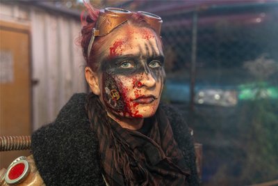 So sieht Christin Hain am Ende aus, wenn ihr Auftritt in der Zone 22 beginnt.