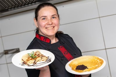 Köchin Julia Shynkaruk testet schon Menüs: Hier Pfannkuchen mit Blaumohn und Twaróg-Käse.