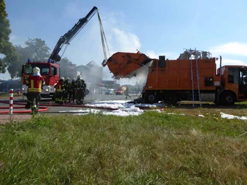 Gegen 10.30 Uhr was das Feuer aus.