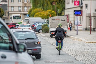 Oft strak frequentiert: die Poststraße in Aue. 