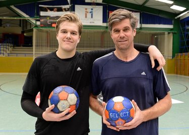 Kommen miteinander klar: Vater und Sohn, Trainer und Spieler, Runar Sigtryggsson und Sigtryggur Dadi Runarsson.