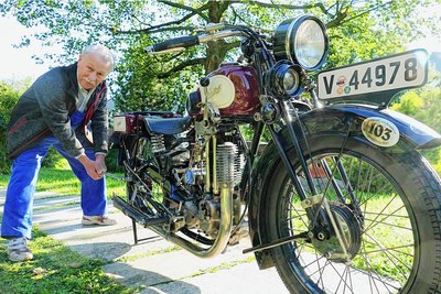 Friedrich Glänzel hat in den vergangenen Tagen an seiner Schüttoff 500 K Supersport noch einen Schaden am Hinterrad behoben, damit er am Sonntag in Marienberg starten kann.