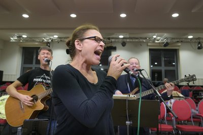 Im Osten angekommen. Julia Neigel.