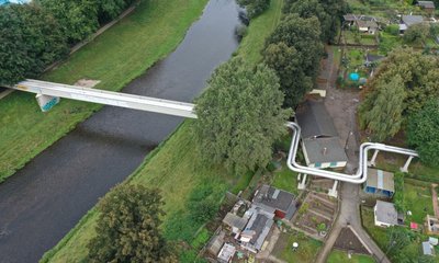 Könnte eine Fernwärmeleitung wie hier über die Zwickauer Mulde für das mysteriöse Brummen sorgen? Noch bis Monatsende können sich Personen, die einen solchen Ton wahrnehmen, in der Stadtverwaltung melden. 