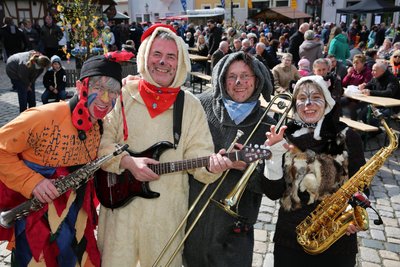 Zum Ostermarkt werden auch wieder diese „Bremer Stadtmusikanten“ erwartet.
