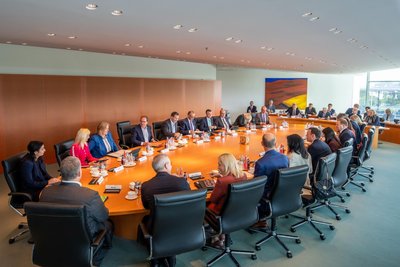 Die Mitglieder der Bundesregierung bringen im Kanzleramt vor der Sommerpause noch eine Reihe wichtiger Gesetzesvorhaben auf den Weg.