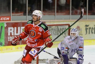 Der Mann ist auf dem besten Weg zum Rekordspieler: André Schietzold absolvierte am Sonntag sein 600. Eispiraten-Spiel. 