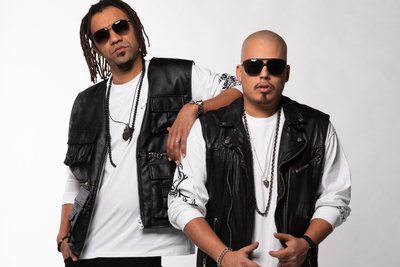 Die Band Firesquad, Frontmänner der Raggae-Band Culcha Candela.