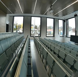 Ab Ende des Monats bleiben an der Hochschule Mittweida wieder viele Hörsäle leer. Die aktuellen Entwicklungen der Coronapandemie bewegen die Bildungseinrichtung zur weitgehenden Rückkehr ins Digitale. 