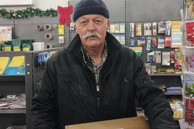 Rolf Winterling lobt das Engagement von Familie Schmieder für den Ort.