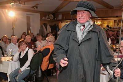 Detlef Voigt, der frühere Gaststätteninhaber, mimt im Theaterstück einen Kutscher. 