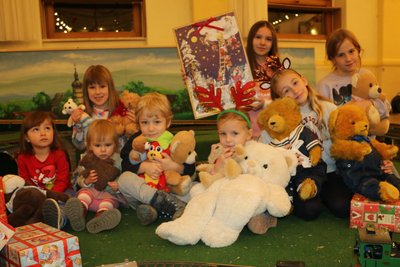 Vorfreude bei den Kindern auf den weihnachtlichen Trubel in Kürbitz.