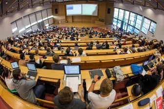 18 Aussteller und elf Fachvorträge bereichern den Hochschultag am Samstag in Plauen - Zahlreiche Studieneinrichtungen wie Universitäten, Hochschulen sowie die Berufsakademie werden am Samstag in Plauen ihre Angebote präsentieren.
