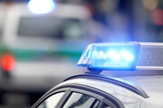 18-Jährige in Unterführung mit Messer bedroht -