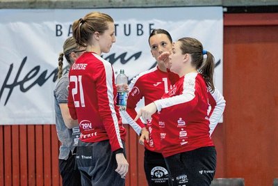Nele Kurzke, Charley Zenner und Aud Ingrid Silseth (von links) bildeten in der zurückliegenden Saison das Torhüterinnen-Trio des BSV Sachsen Zwickau. Alle drei gehören künftig nicht mehr zum Aufgebot. 