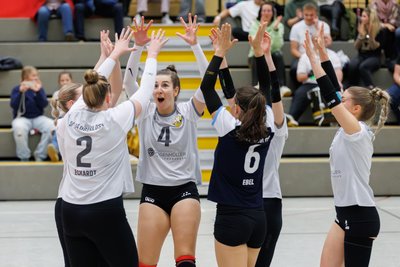 Die Volleyballerinnen des SV 04 Oberlosa sind aktuell Spitzenreiter der Regionalliga.