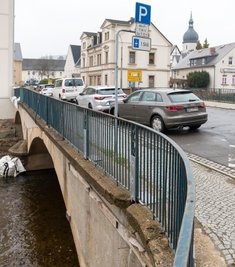 Die Marktbrücke in Olbernhau soll ab Montag halbseitig gesperrt werden. 