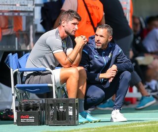 Chefcoach Christian Tiffert (r.) und sein Co-Trainer Niklas Hoheneder wollen mit dem CFC in Cottbus punkten. 