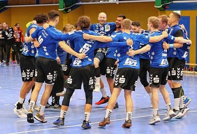 Wie schon zum Saisonauftakt gegen Magdeburg II zuhause durften die EHV-Handballer am Sonnabend auch in Bayreuth jubeln. 