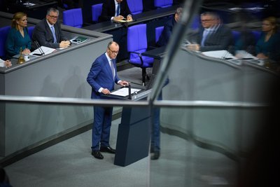 Bundeskanzler Friedrich Merz (CDU) bei seiner Regierungserklärung am Donnerstag im Bundestag.
