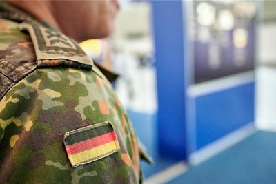Ein in der Erzgebirgskaserne Marienberg dienender Soldat musste sich vor Gericht verantworten.