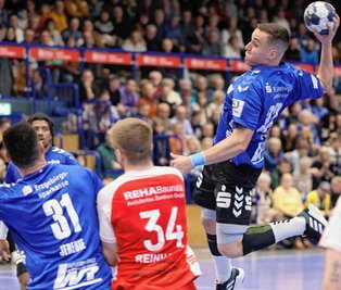 Bruno Levak wuchs im letzten Spiel des Jahres über sich hinaus und steuerte zum 35:23-Heimerfolg des EHV Aue gegen Eintracht Baunatal zehn Tore bei. 
