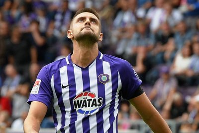 Dimitrij Nazarov und sein FC Erzgebirge warten in dieser Saison noch auf das erste Erfolgserlebnis. 