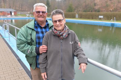 Katrin und Thomas Schäfer sind die Betreiber des Bades in Falkenau bei Flöha. Foto: Eckardt Mildner